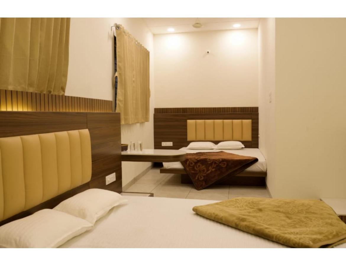 Hotel Govindam, Ujjain Dış mekan fotoğraf